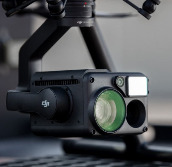 камея, прикрепена към дрон