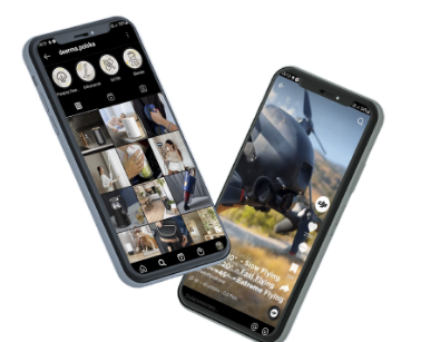 два смартфона с отворени приложения за социални медии