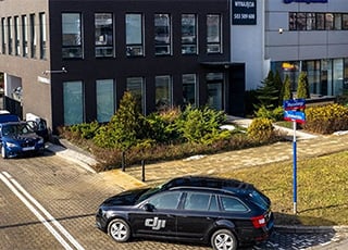 клон във Варшава